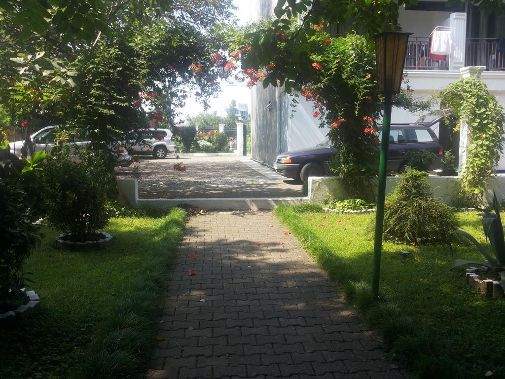 Hotel Captain โกนิโอ ภายนอก รูปภาพ